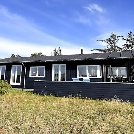 Enjoy The Sound Of Crashing Waves And Ocean Views * Græsted